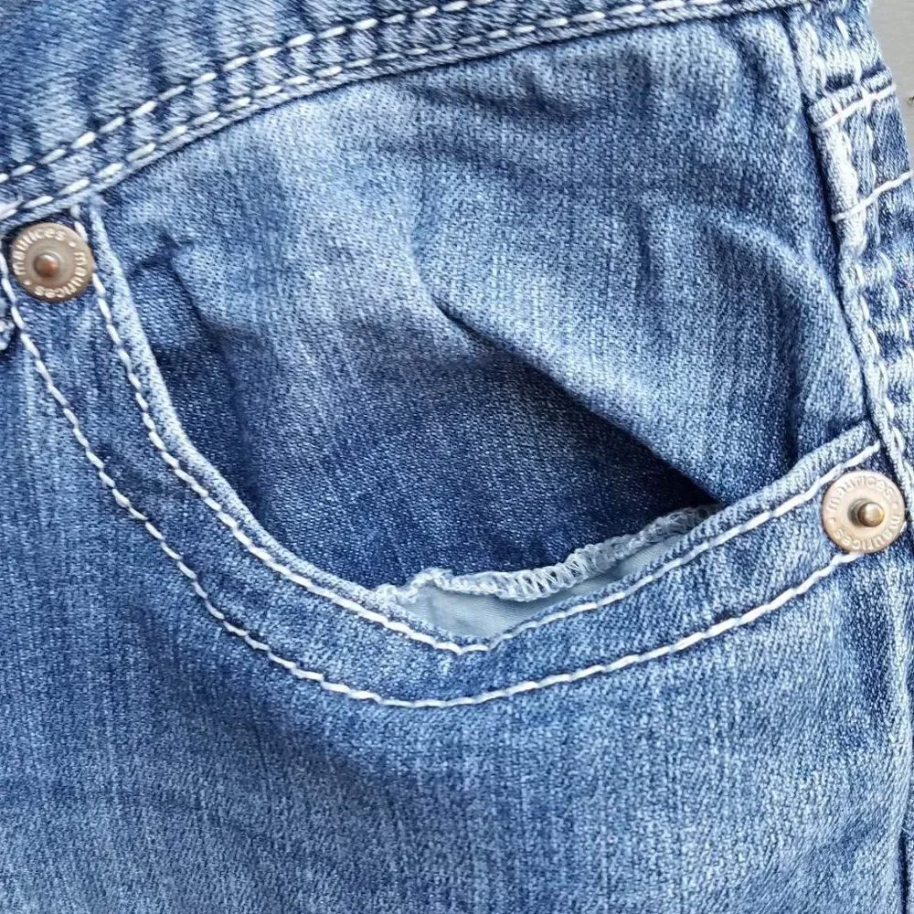 Maurices Curvy Jeans size 9/10
